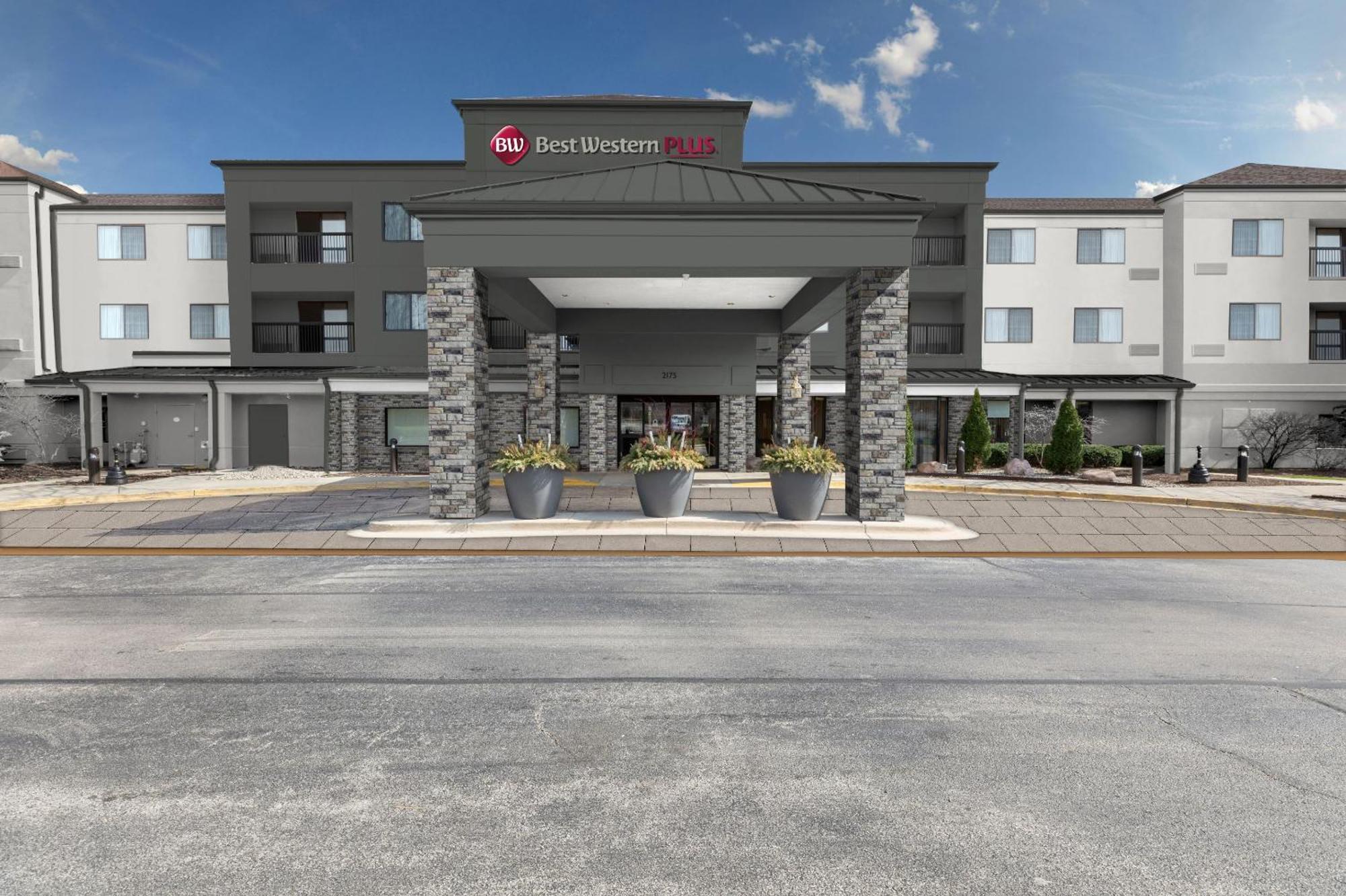 Best Western Plus Elgin - Chicago 3*