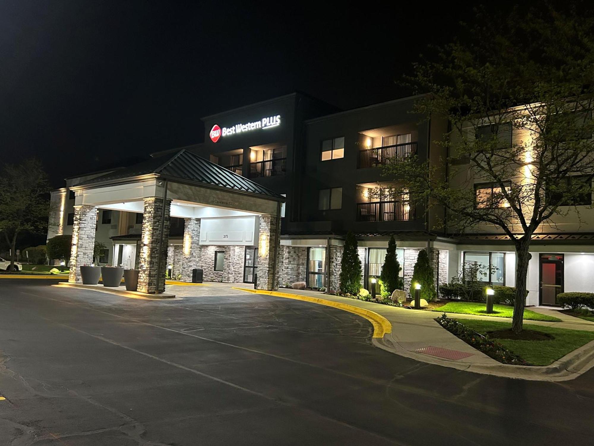 Best Western Plus Elgin - Chicago West Dundee
