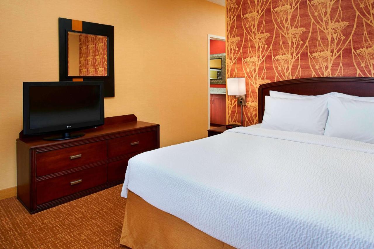 Best Western Plus Elgin - Chicago Hotel 3*