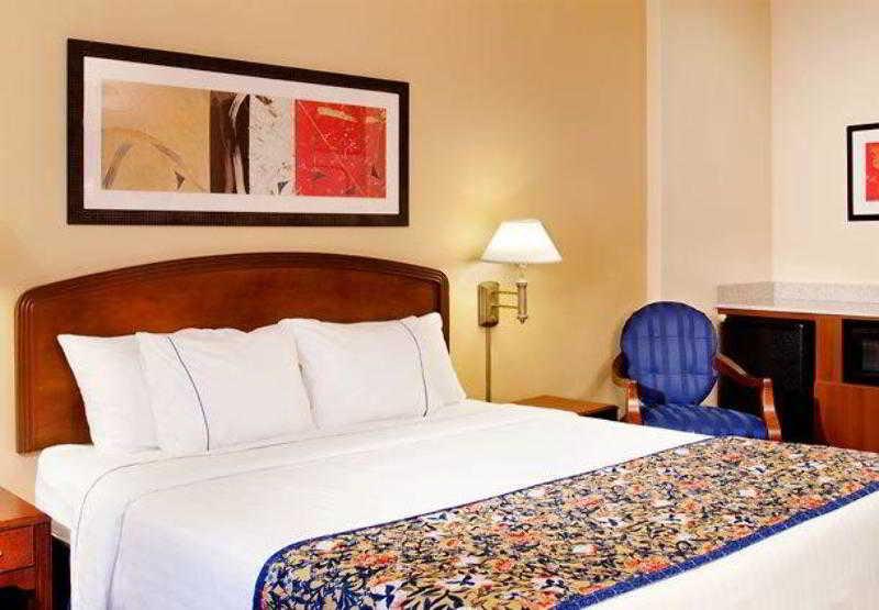 Best Western Plus Elgin - Chicago West Dundee